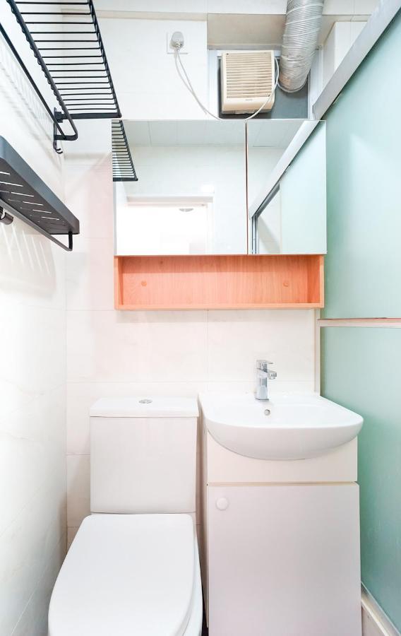 Shared Dormitory Wan Chai Road 187 Hongkong Exteriör bild