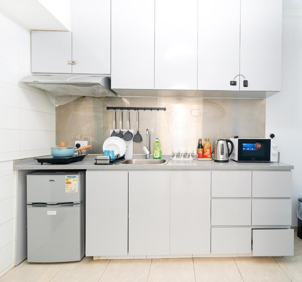 Shared Dormitory Wan Chai Road 187 Hongkong Exteriör bild